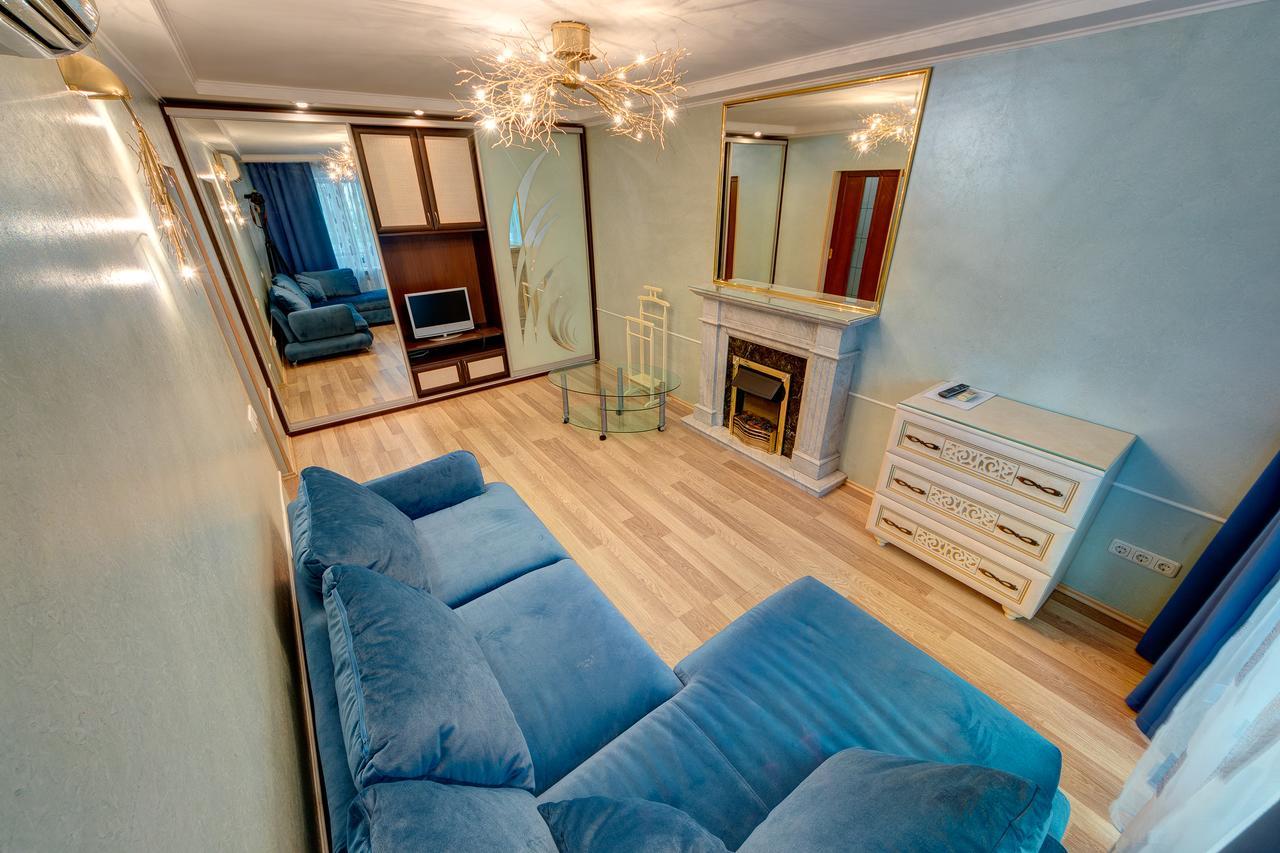 Apartamenty Na Dragomirova 10A Kiev Buitenkant foto