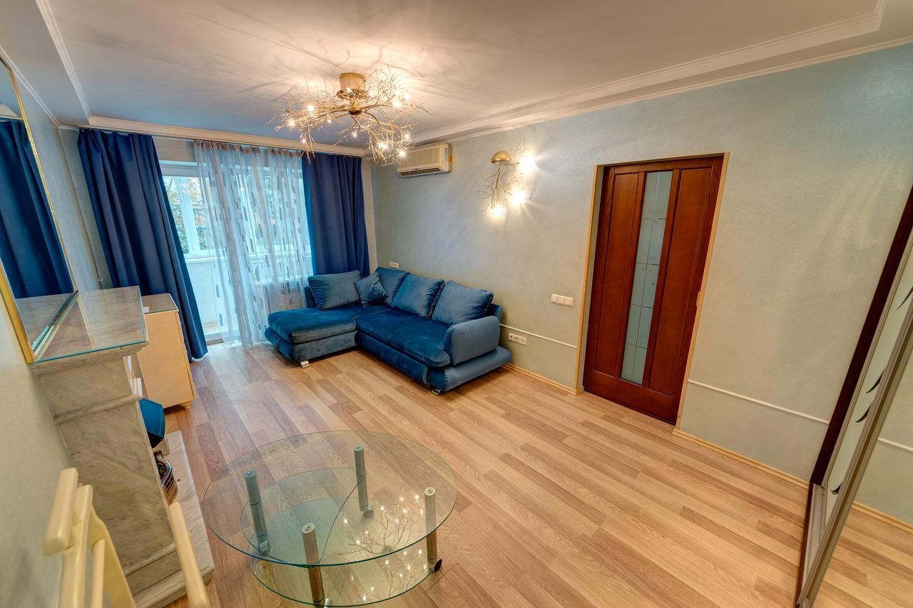 Apartamenty Na Dragomirova 10A Kiev Buitenkant foto