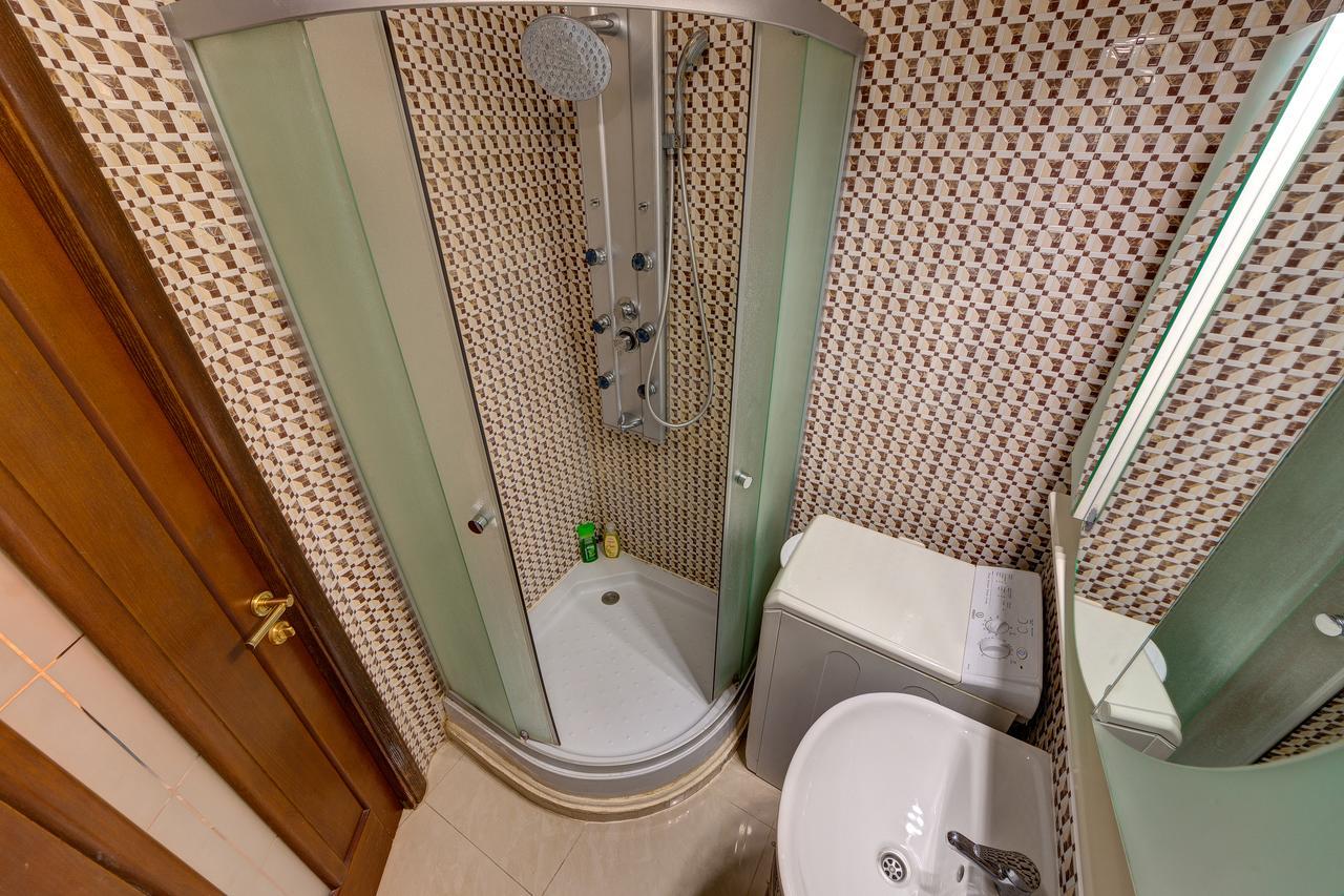 Apartamenty Na Dragomirova 10A Kiev Buitenkant foto